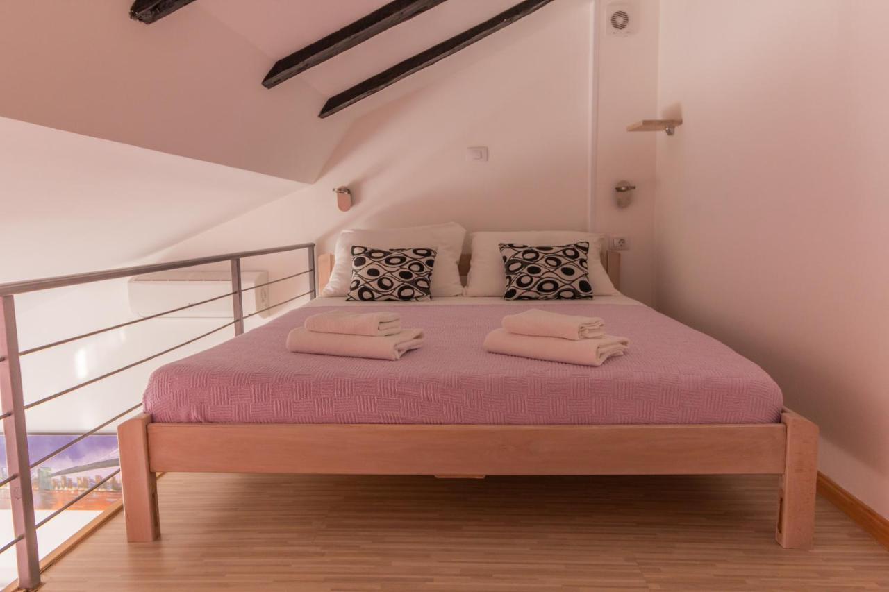 Downtown Apartma Pula