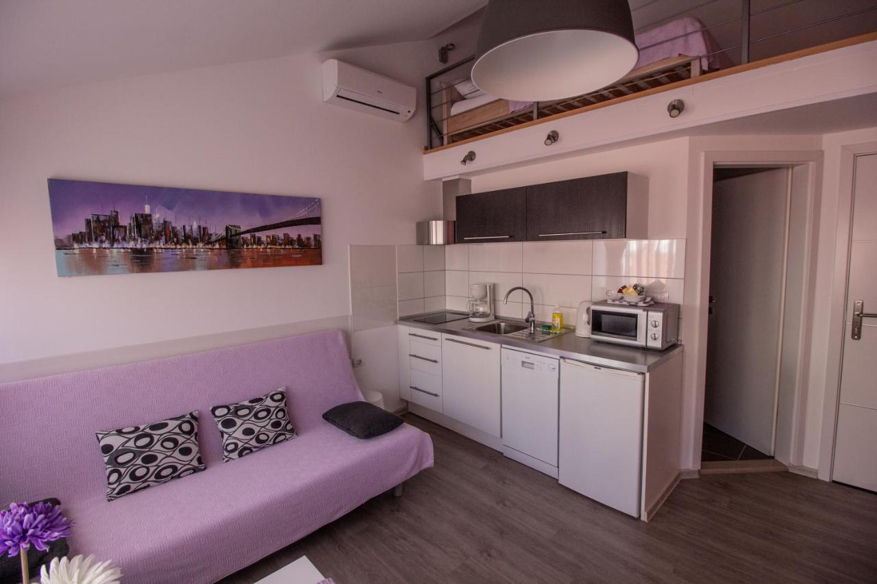 Downtown Apartment *