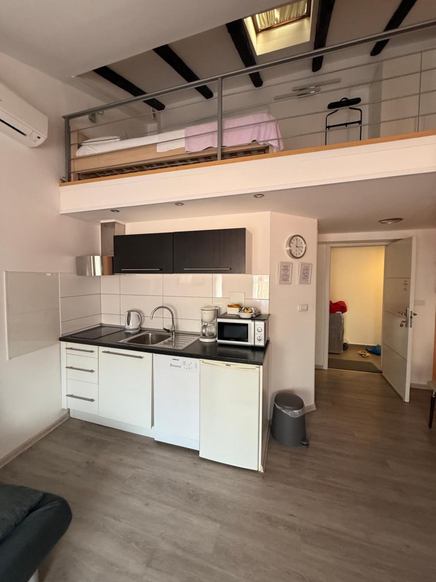 Apartment Downtown *